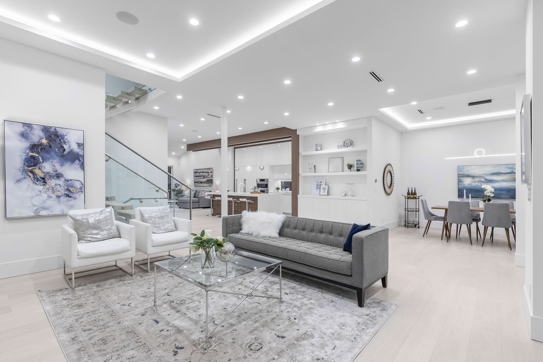 822 Cumberland Crescent